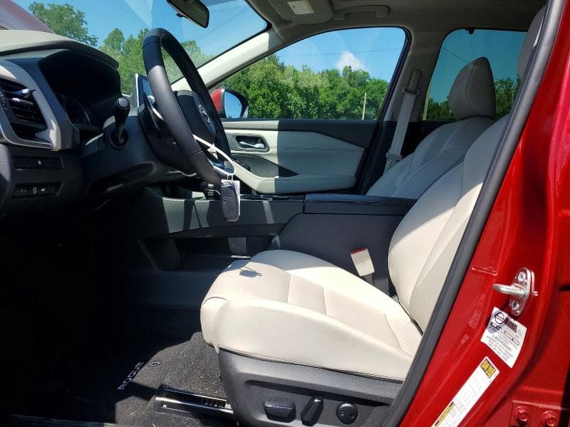 2024 NISSAN ROGUE SV 7