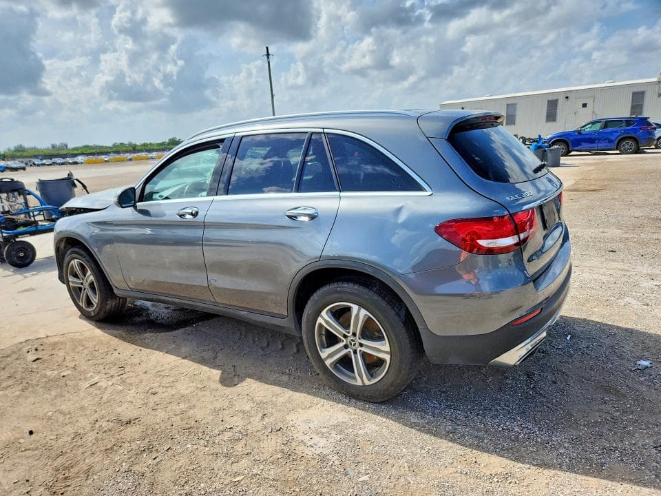 2019 MERCEDES-BENZ GLC 300 4MATIC 2