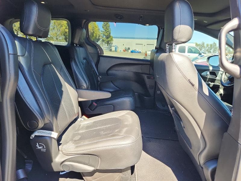 2020 CHRYSLER PACIFICA TOURING L 11