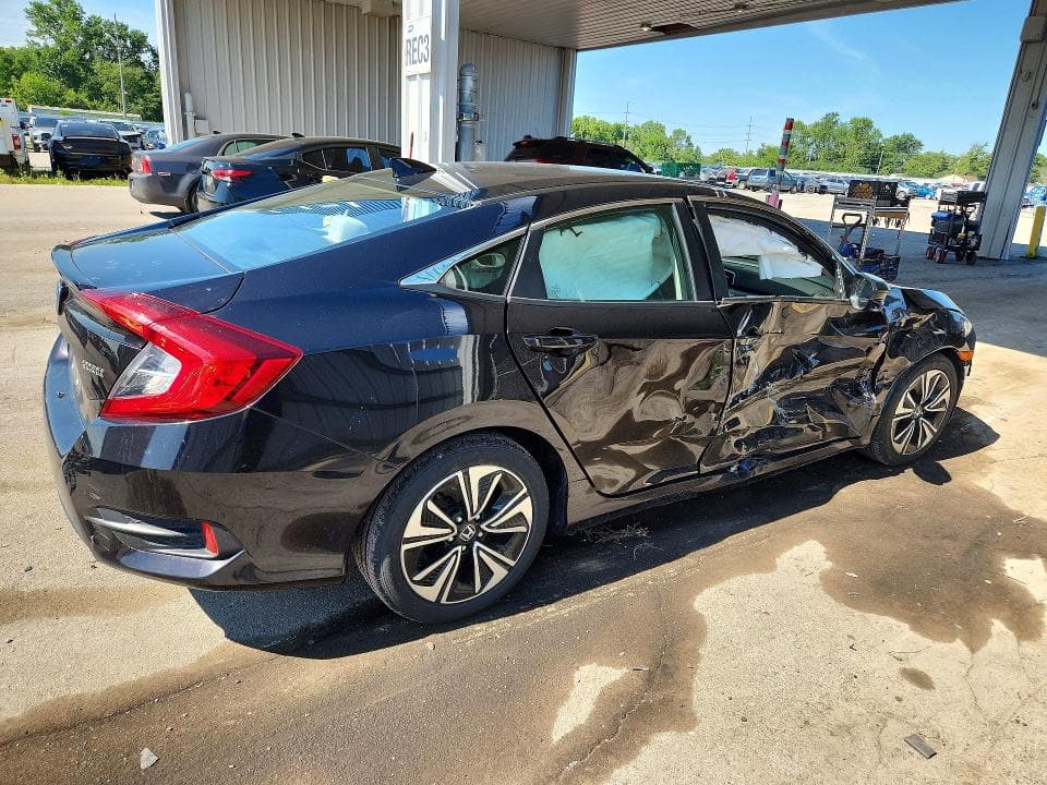 2017 HONDA CIVIC EX 3