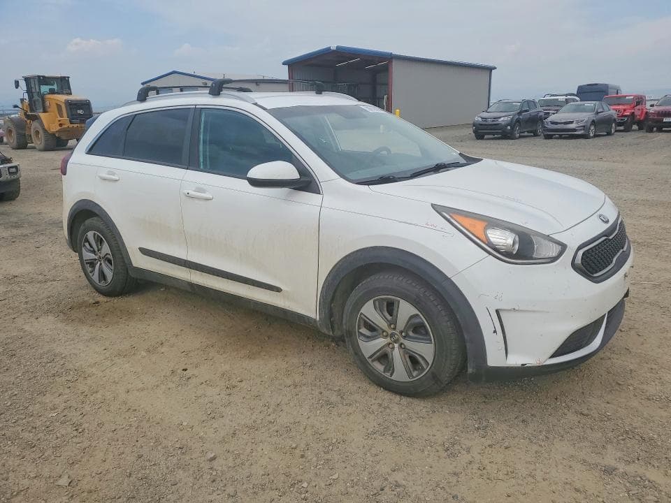 2018 KIA NIRO LX 4