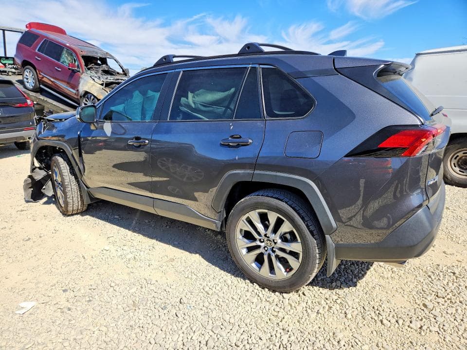2023 TOYOTA RAV4 XLE PREMIUM 2