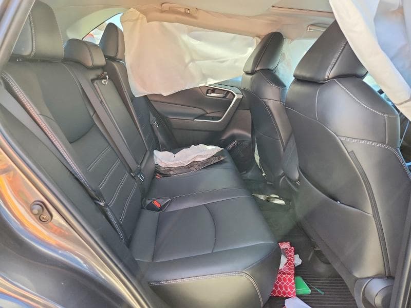 2023 TOYOTA RAV4 XLE PREMIUM 11