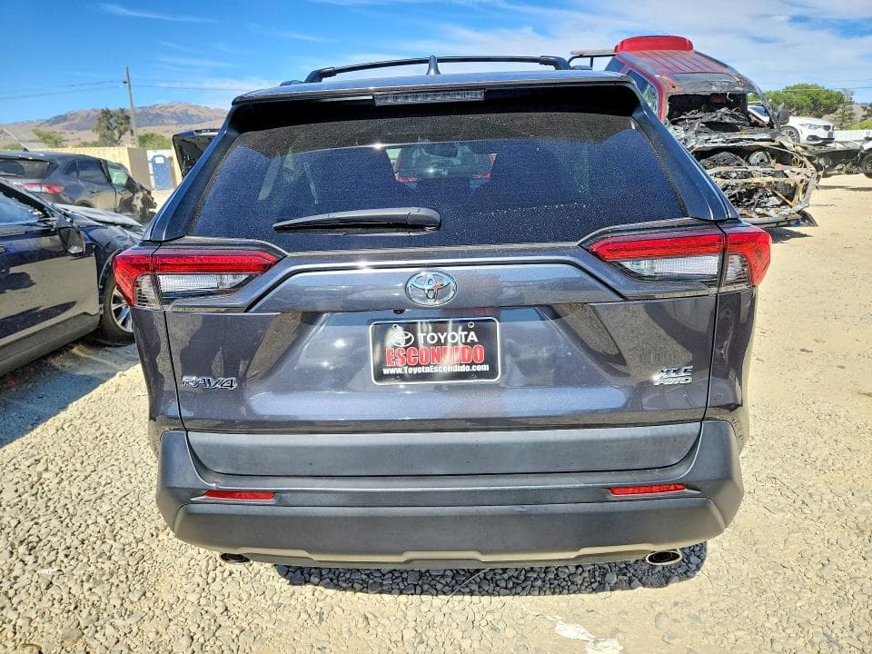 2023 TOYOTA RAV4 XLE PREMIUM 6