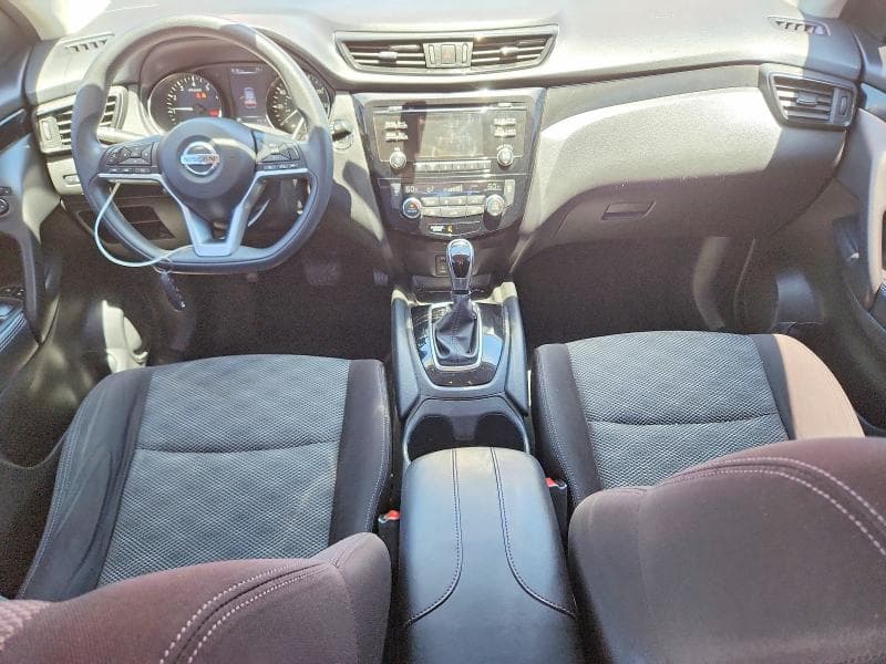 2017 NISSAN ROGUE SPORT SV 8