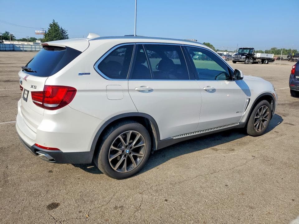 2017 BMW X5 XDR40E 3