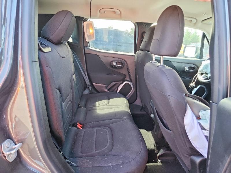 2018 JEEP RENEGADE LATITUDE 11