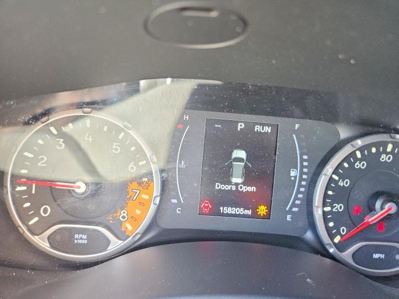 2018 JEEP RENEGADE LATITUDE 9