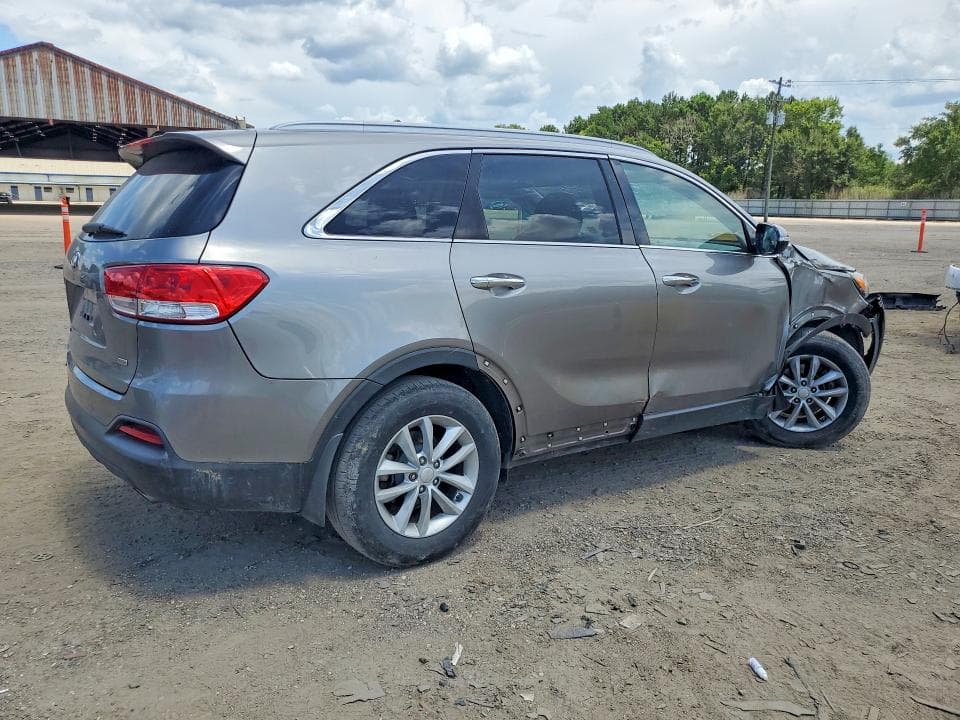 2018 KIA SORENTO LX 3