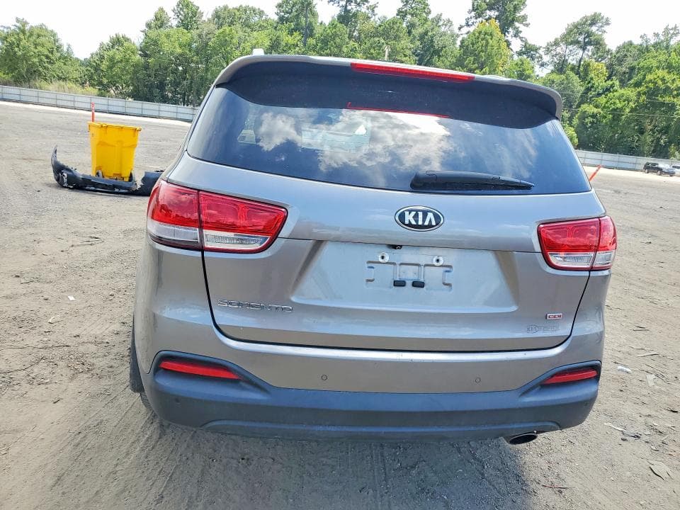 2018 KIA SORENTO LX 6