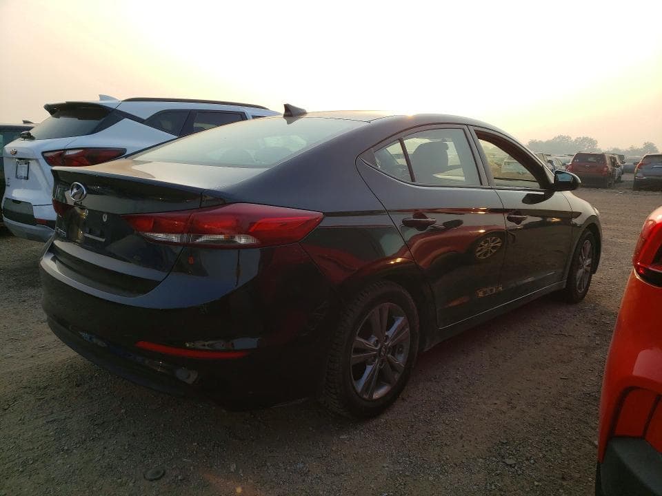2017 HYUNDAI ELANTRA SE SE 3