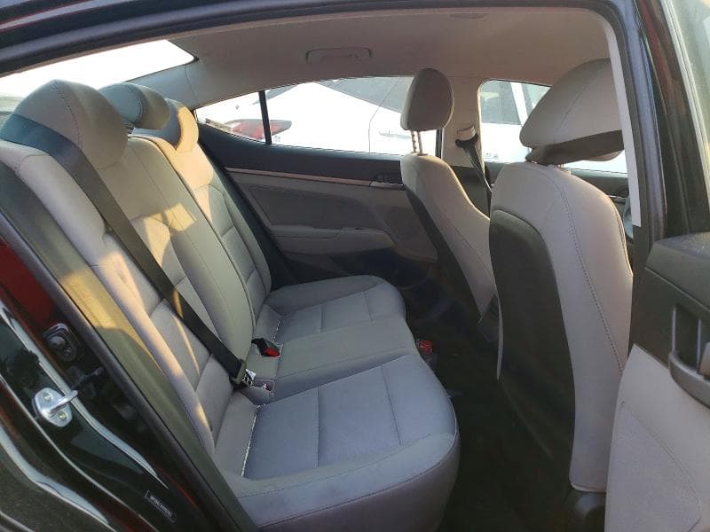 2017 HYUNDAI ELANTRA SE SE 10