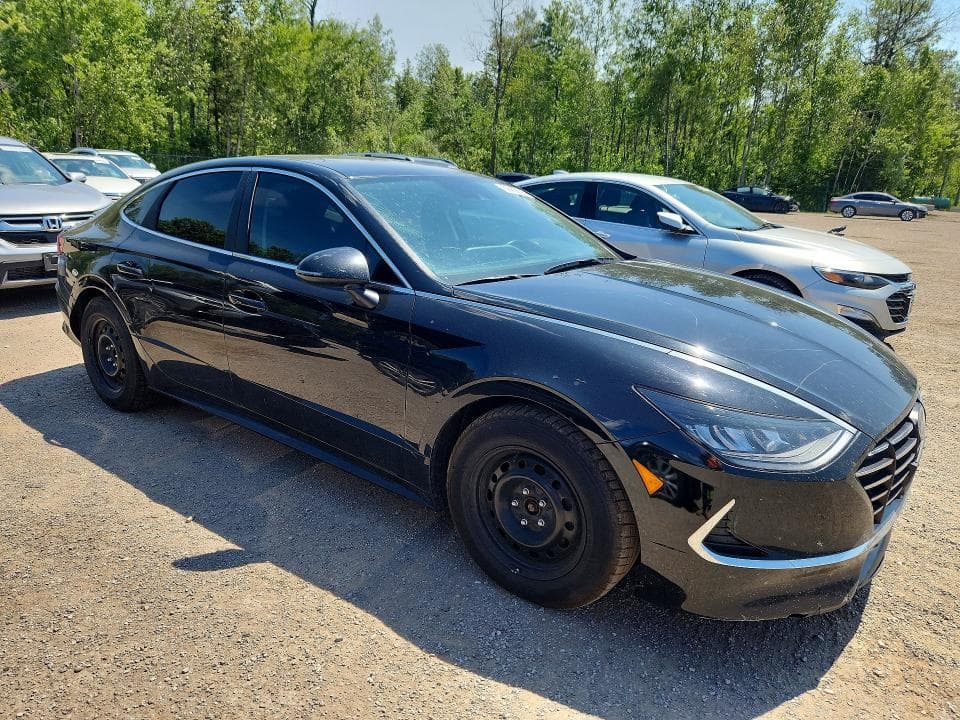 2021 HYUNDAI SONATA SE 4