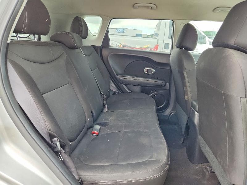 2018 KIA SOUL BASE 19