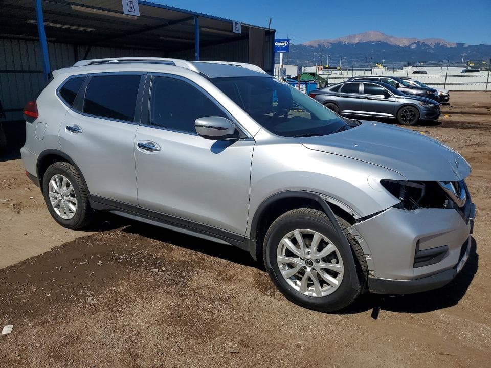 2020 NISSAN ROGUE SV 4