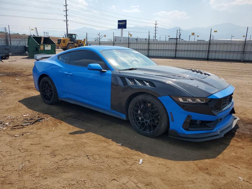 2024 FORD MUSTANG GT 4