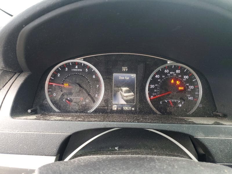 2017 TOYOTA CAMRY SE SE 9