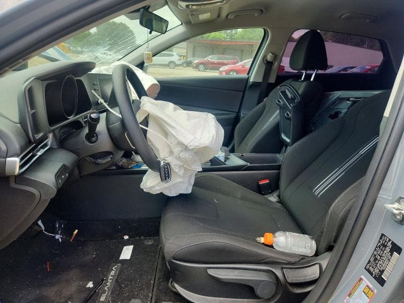 2022 HYUNDAI ELANTRA SEL 7