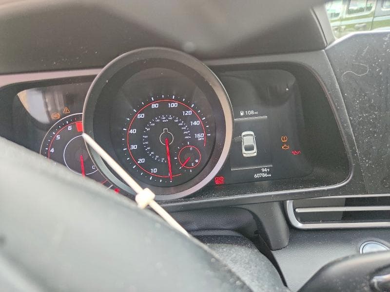 2022 HYUNDAI ELANTRA SEL 9