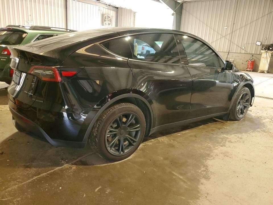2021 TESLA MODEL Y 3