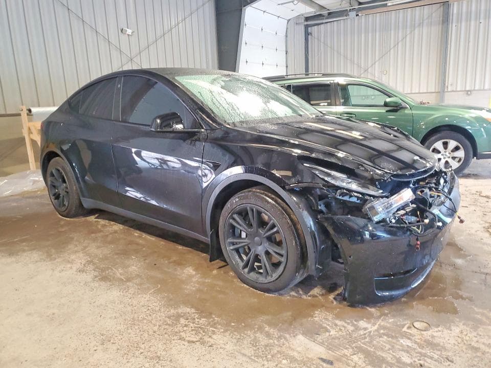 2021 TESLA MODEL Y 4