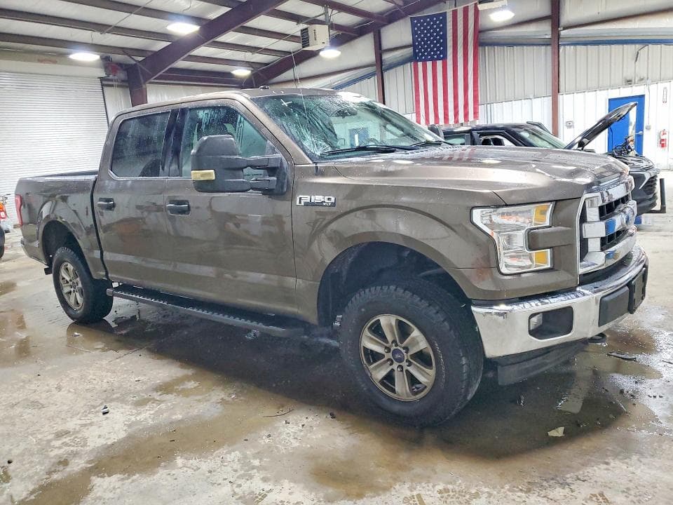 2017 FORD F150 SUPERCREW 4