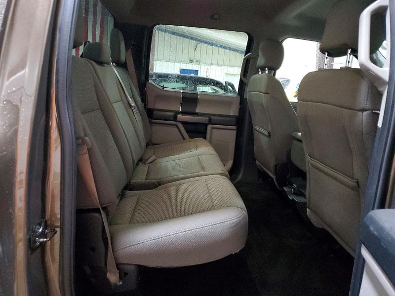 2017 FORD F150 SUPERCREW 10
