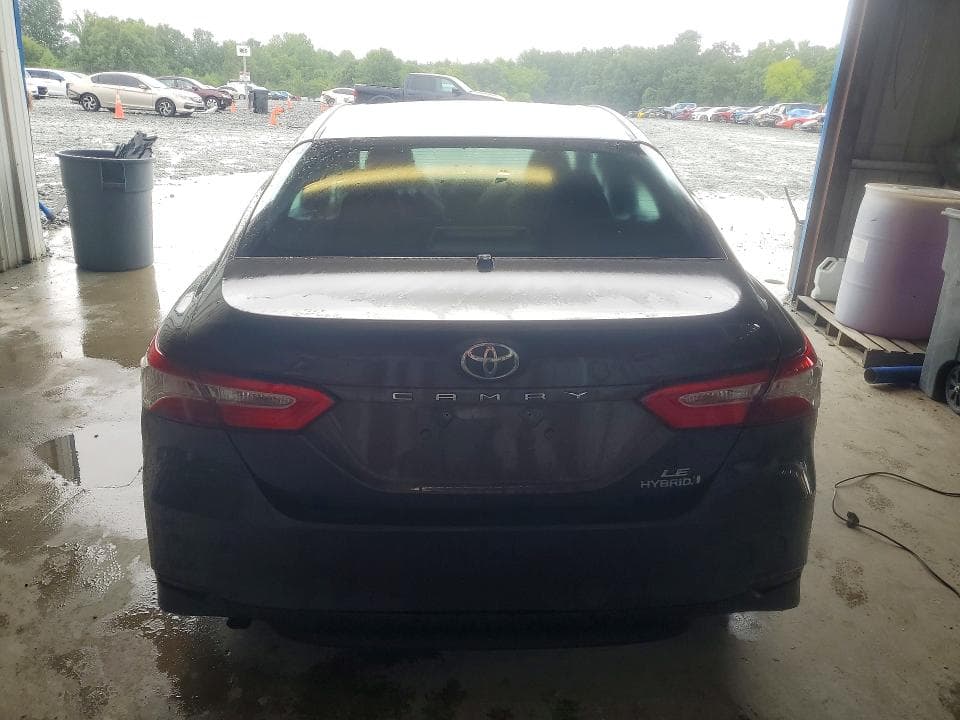 2018 TOYOTA CAMRY LE 6