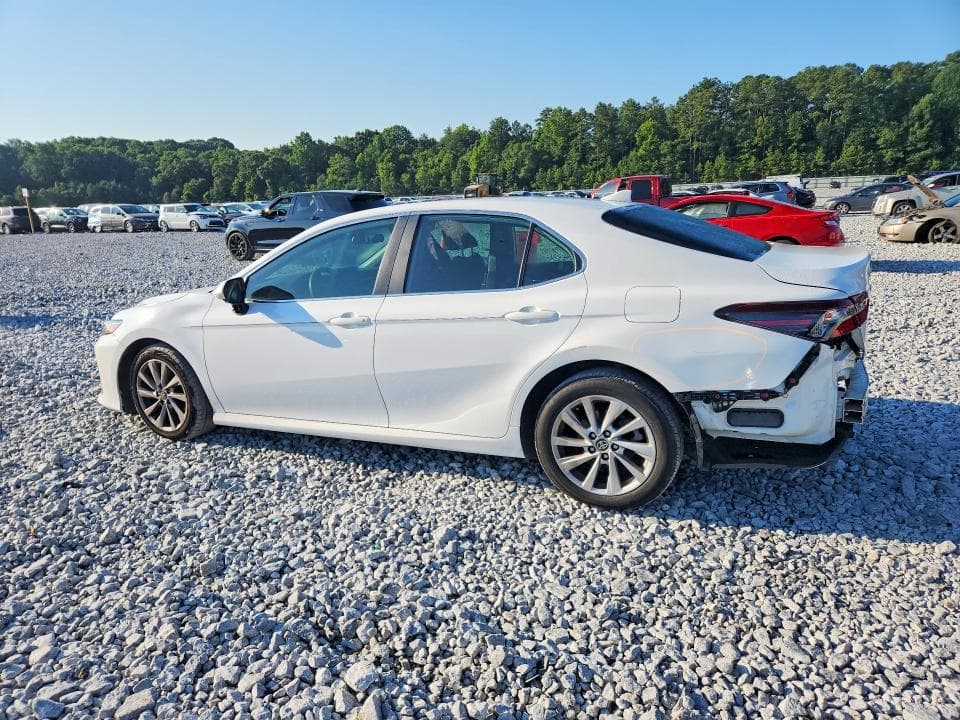 2021 TOYOTA CAMRY LE 2