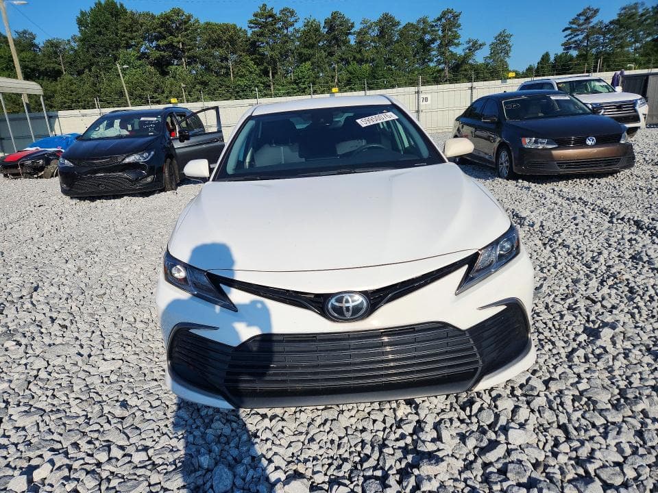 2021 TOYOTA CAMRY LE 5