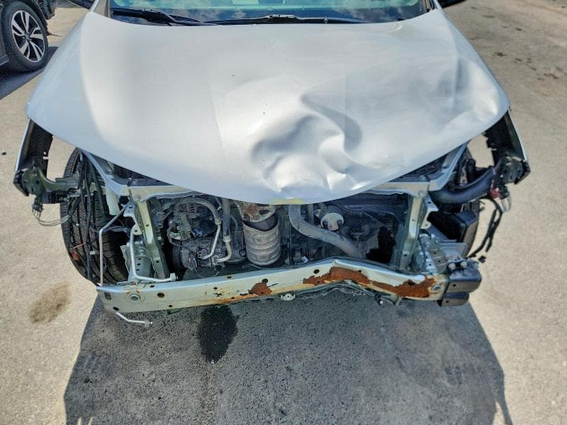 2018 TOYOTA RAV4 XLE 12