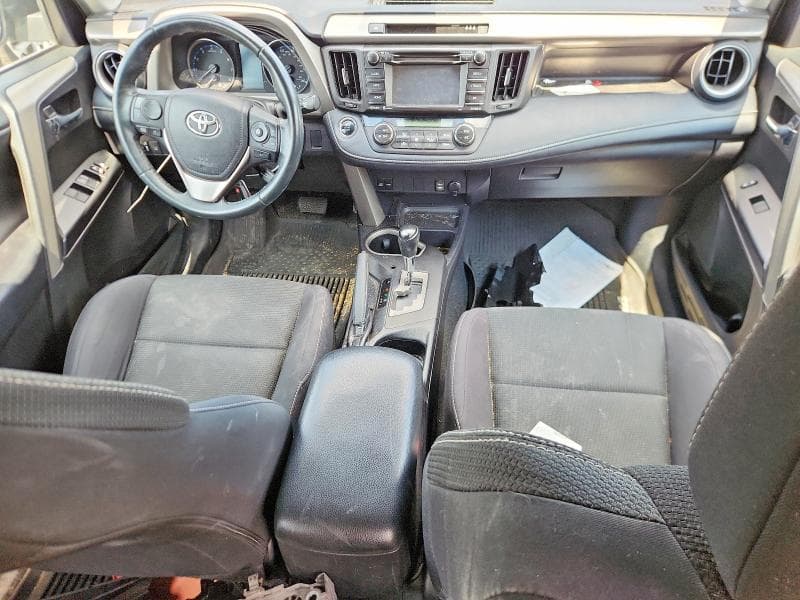 2018 TOYOTA RAV4 XLE 8