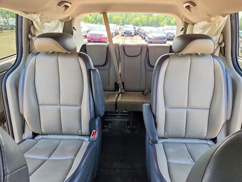 2018 KIA SEDONA SX 10