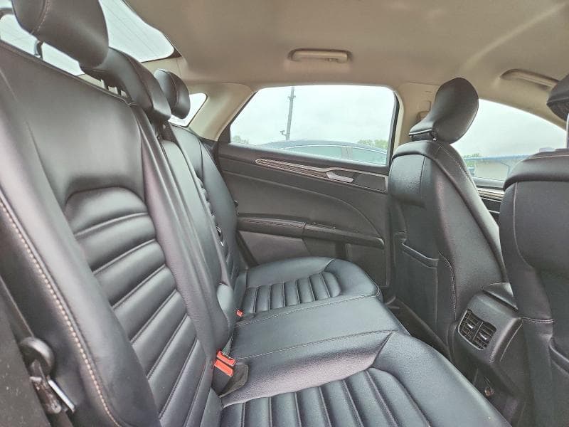 2019 FORD FUSION SEL 10