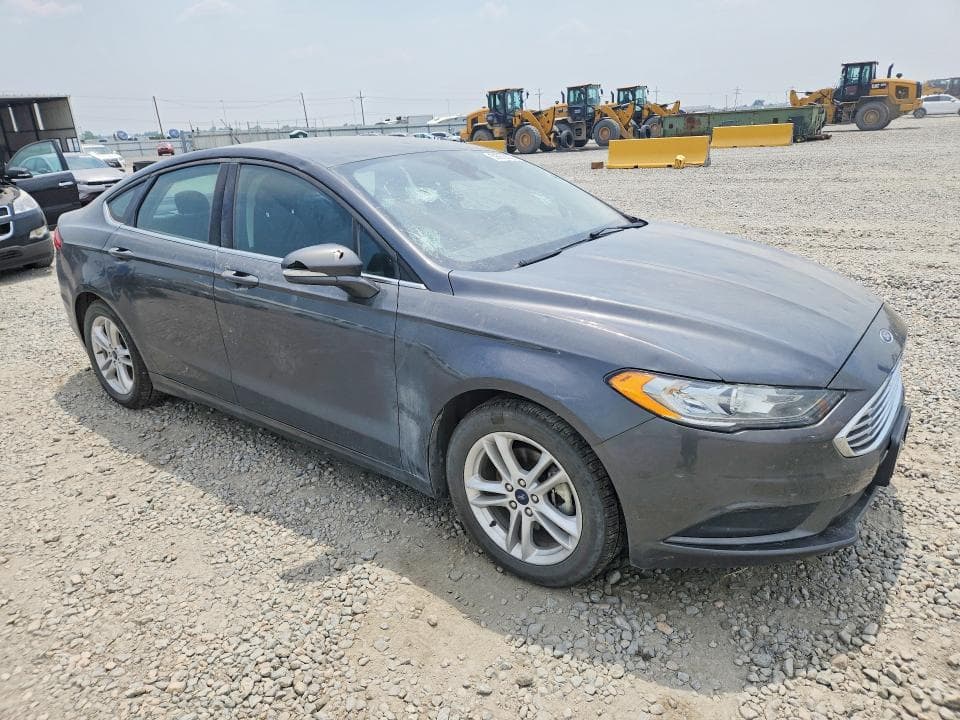 2018 FORD FUSION SE 4