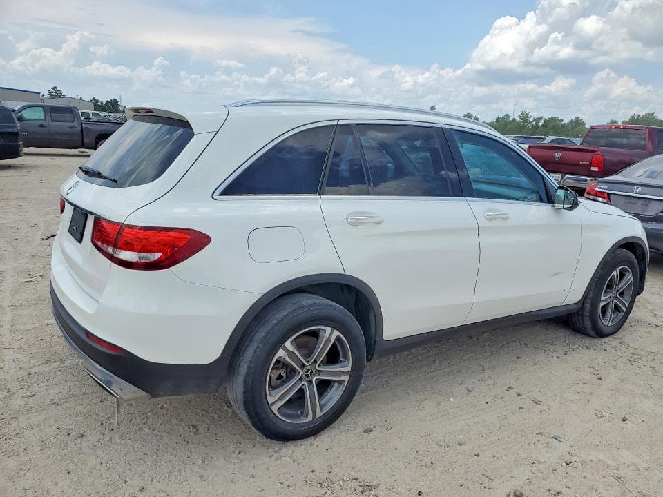 2019 MERCEDES-BENZ GLC 300 300 3