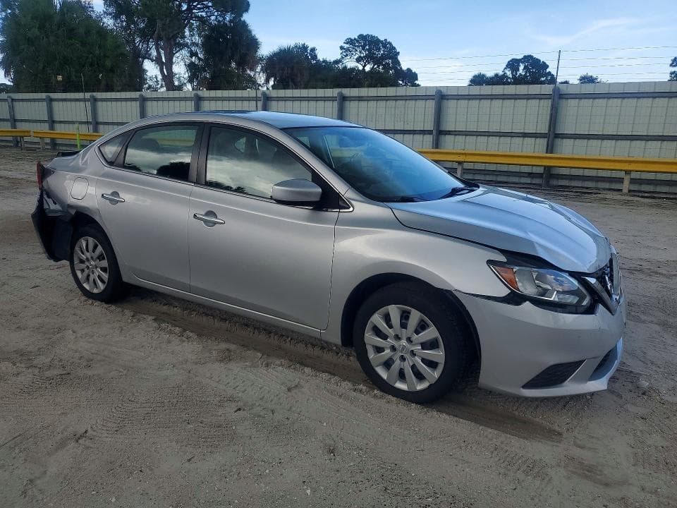 2019 NISSAN SENTRA S 4