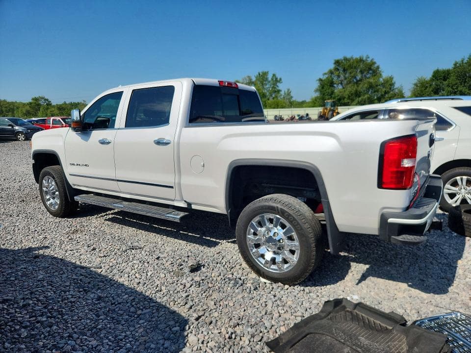 2018 GMC SIERRA K2500 DENALI 2