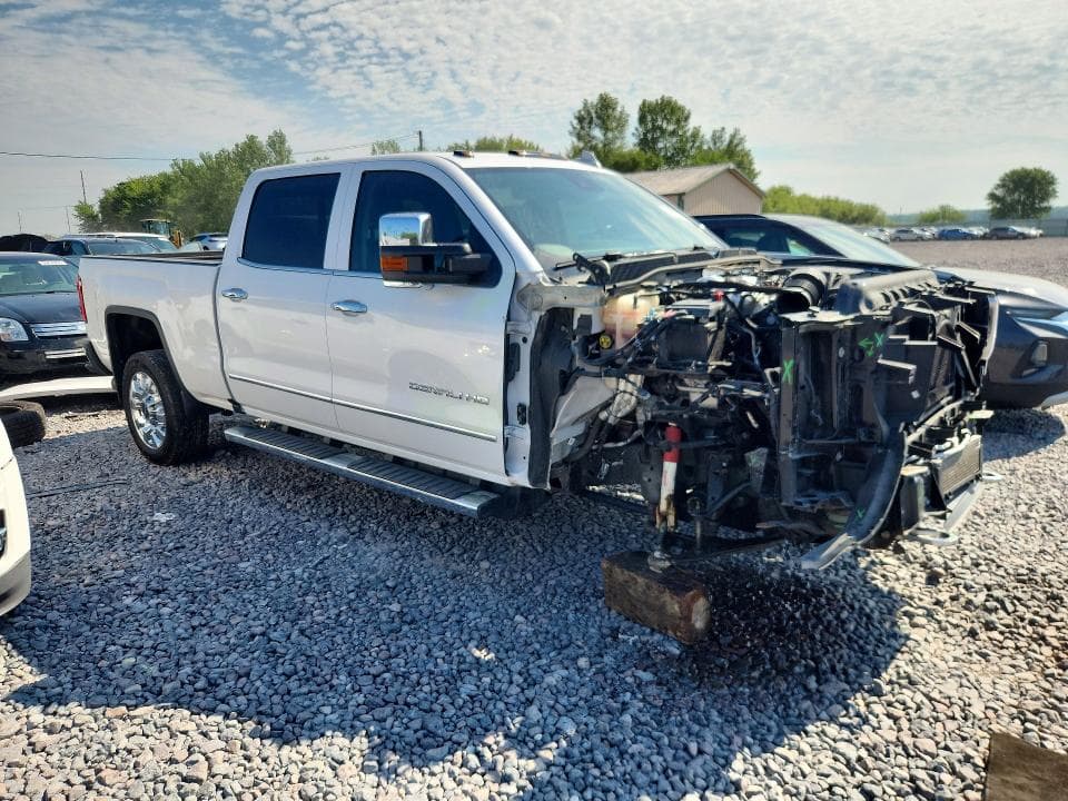 2018 GMC SIERRA K2500 DENALI 4