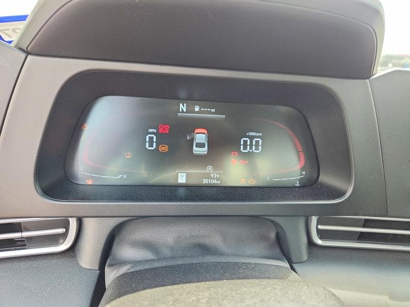 2025 HYUNDAI ELANTRA SE 9