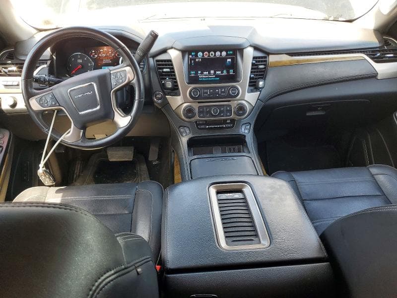 2017 GMC YUKON DENALI 8