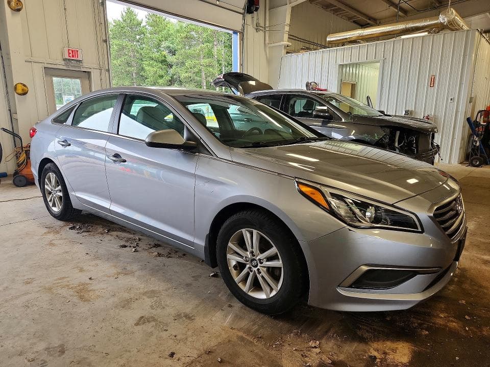 2017 HYUNDAI SONATA SE SE 4