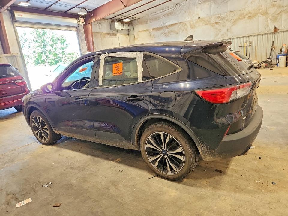 2021 FORD ESCAPE SE 2