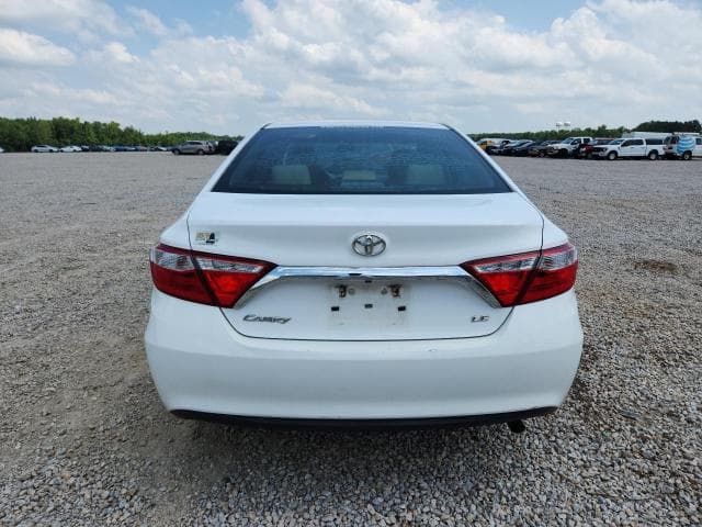 2017 TOYOTA CAMRY LE 6