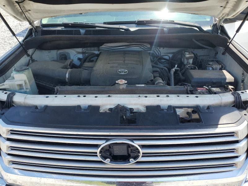 2018 TOYOTA TUNDRA SR5 11