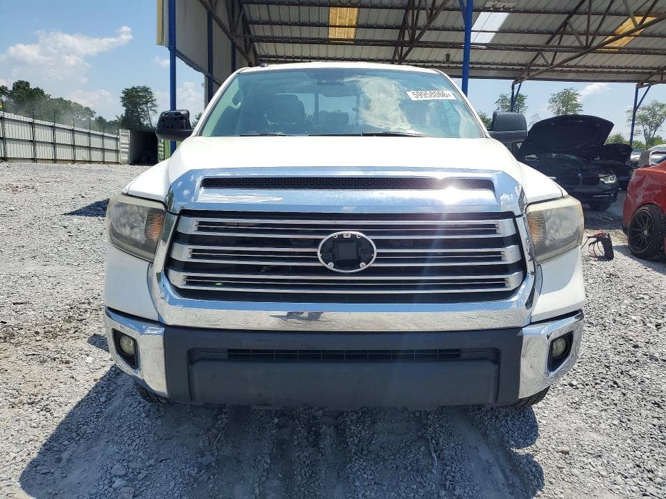 2018 TOYOTA TUNDRA SR5 5