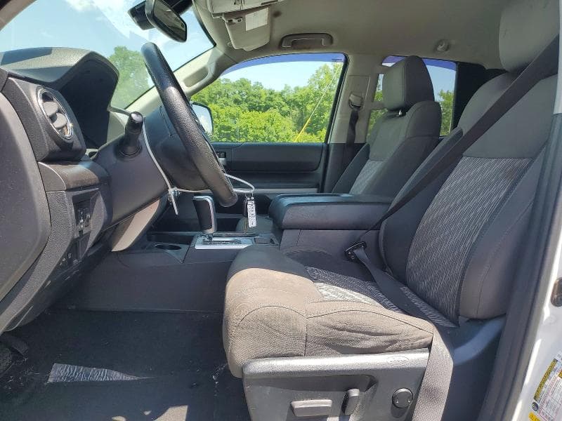 2018 TOYOTA TUNDRA SR5 7
