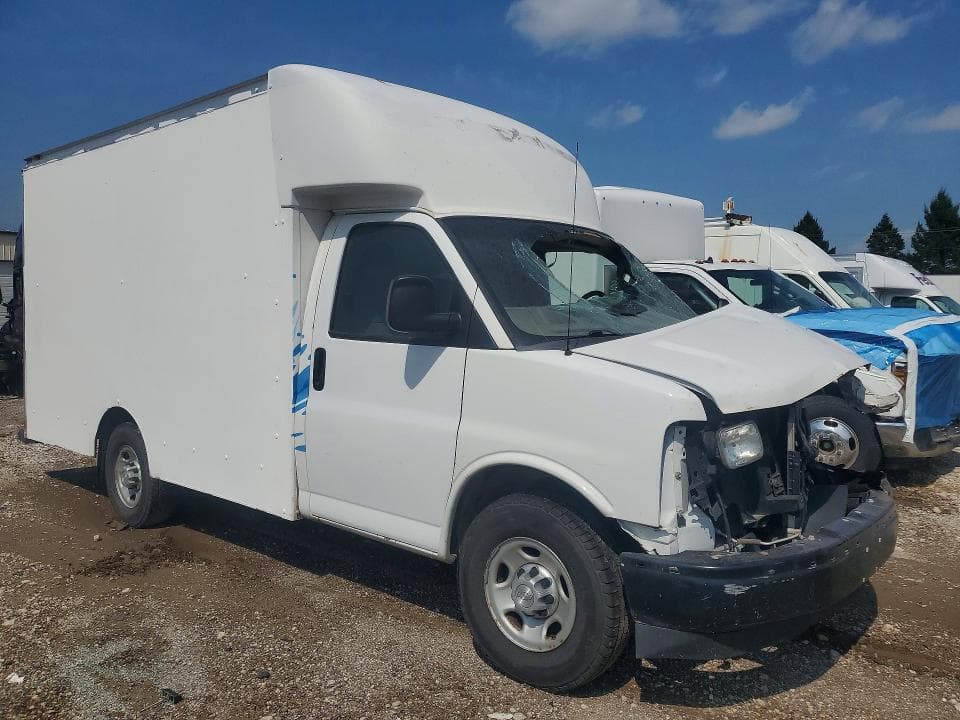 2017 CHEVROLET EXP G3500 4