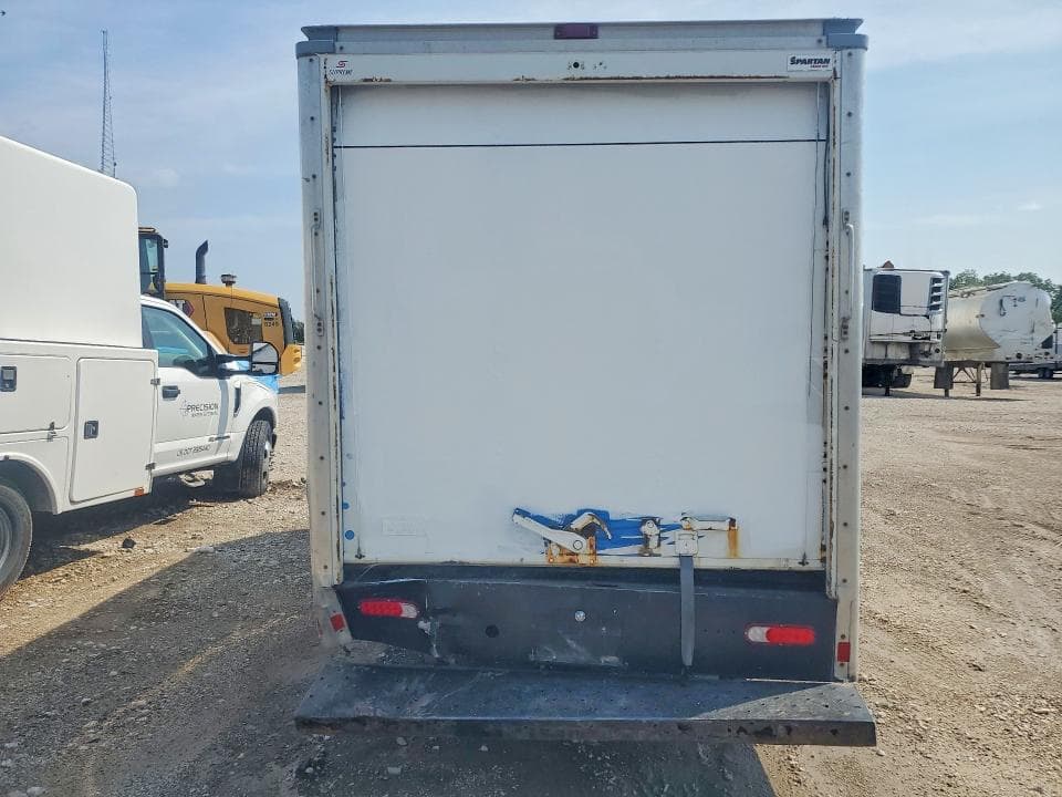 2017 CHEVROLET EXP G3500 6
