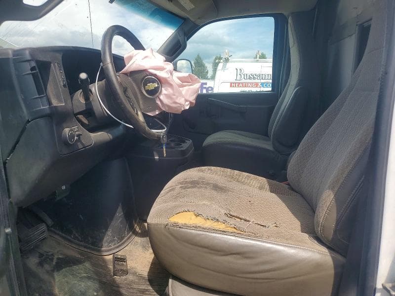 2017 CHEVROLET EXP G3500 9